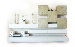 Wohnzimmer-Wandverbau-weiß-Hochglanz-lackiertEcht-Schiefer